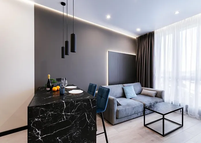 Great View Apartment In Historical City Center